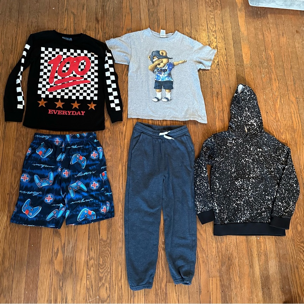 Boys Loungewear Bundle Sweatpants Sweatshirt Tees Casual‎ Athleisure M - Picture 2 of 16